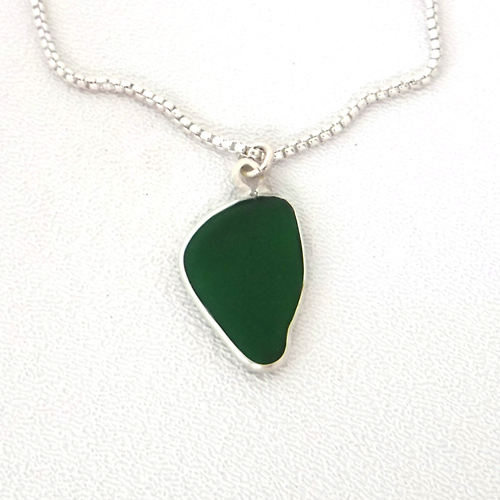 green sea glass necklace 1
