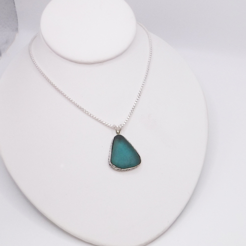 teal necklace 5