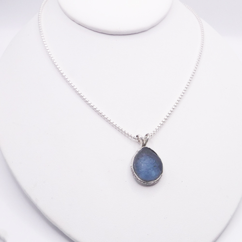 blue sea glass necklace1
