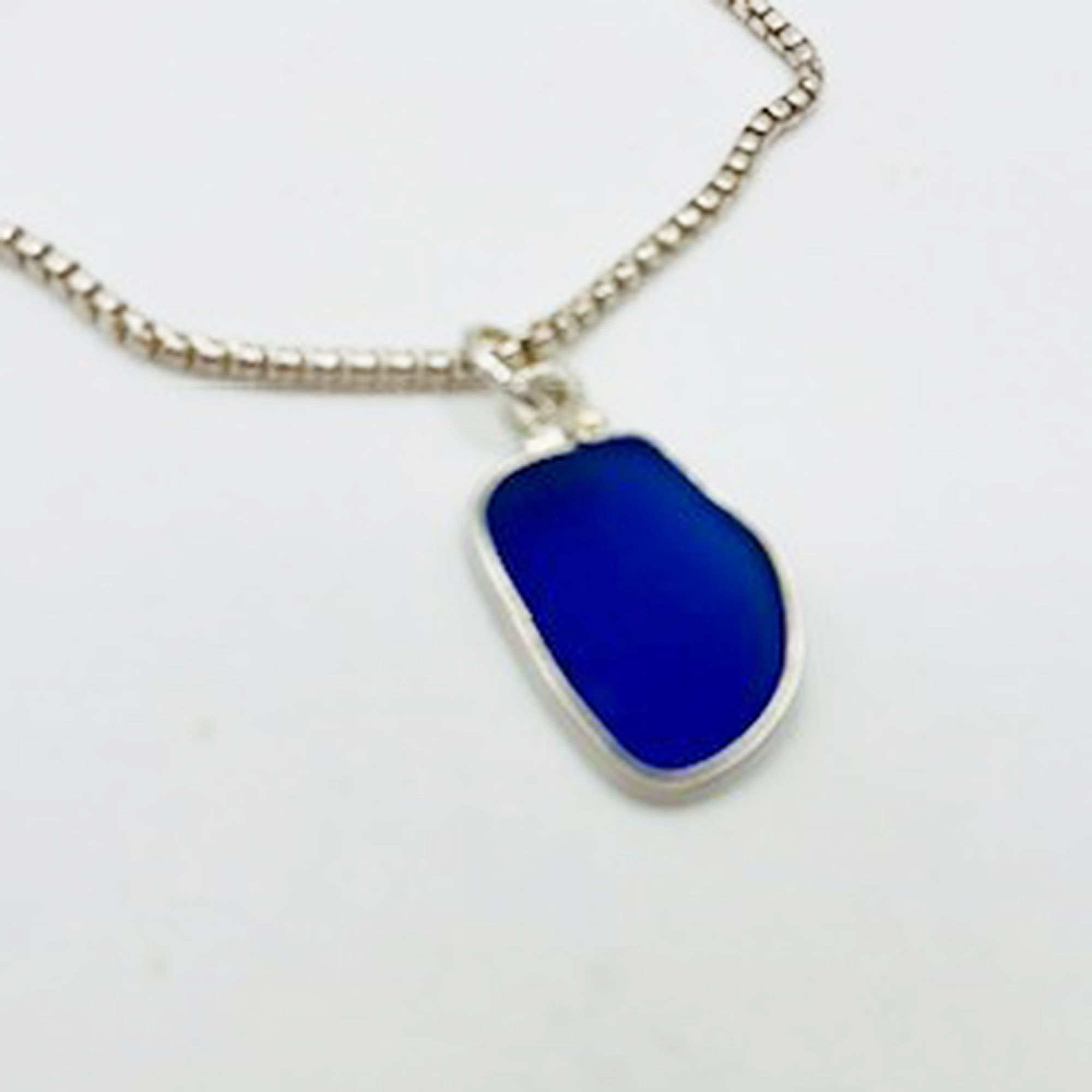 cobalt bezel necklace 1